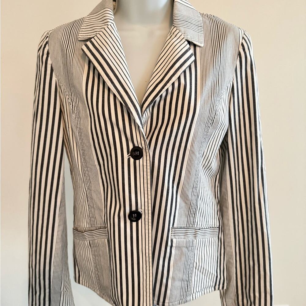 Chico's Black and White Striped Blazer Tailored Fit